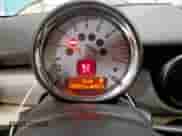 2009 MINI Hardtop с VIN WMWMF33569TT69852, выставлен на аукционе Copart как лот 85374365 с пробегом 139 441 миль миль и Списание • Salvage title. История ставок и продаж доступна на DreamBid. Изображение 9.