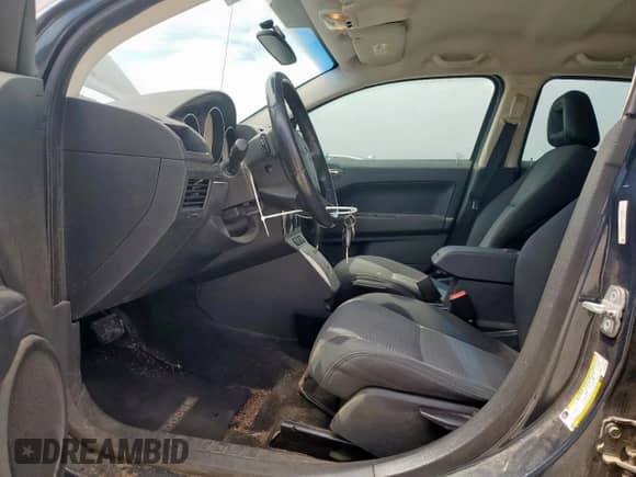 2008 Dodge Caliber R/T with VIN 1B3HB78K18D754364, listed as a Copart auction lot 56668565 with 132,353 mi miles and Clean title. Bid and sale history available at DreamBid. Image 7.