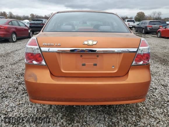 2007 Chevrolet Aveo LS z VIN KL1TD56637B057387, wystawiony jako Copart lot #77928504 z przebiegiem 129 014 mil mil oraz Szkoda całkowita • Salvage title. Historia ofert i sprzedaży dostępna na DreamBid. Obrazek 6.