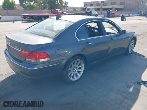 2006 BMW 7 Series 750i with VIN WBAHL83526DT00279, listed as a IAAI auction lot 42553746 with Not provided miles and . Bid and sale history available at DreamBid. Image 4.