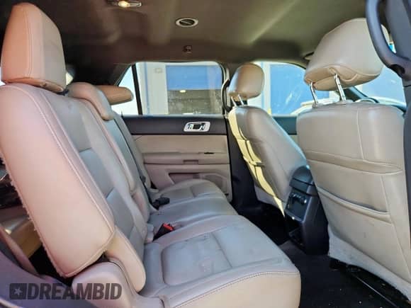 2012 Ford Explorer XLT z VIN 1FMHK7D84CGA74308, wystawiony jako Copart lot #85759835 z przebiegiem 136 812 mil mil oraz Szkoda całkowita • Salvage title. Historia ofert i sprzedaży dostępna na DreamBid. Obrazek 11.