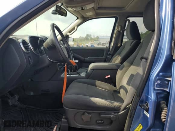 2009 Ford Explorer XLT with VIN 1FMEU73EX9UA01281, listed as a Copart auction lot 68252155 with 127,231 mi miles and Salvage title. Bid and sale history available at DreamBid. Image 7.