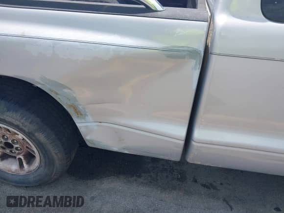 1999 Dodge Dakota SLT с VIN 1B7GL22X9XS258964, выставлен на аукционе IAAI как лот 42309862 с пробегом 177 561 миль миль и . История ставок и продаж доступна на DreamBid. Изображение 17.