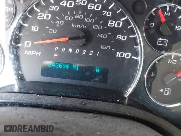 2013 Chevrolet Express Cargo with VIN 1GCSGAFX0D1160359, listed as a IAAI auction lot 43115960 with 343,694 mi miles and . Bid and sale history available at DreamBid. Image 7.