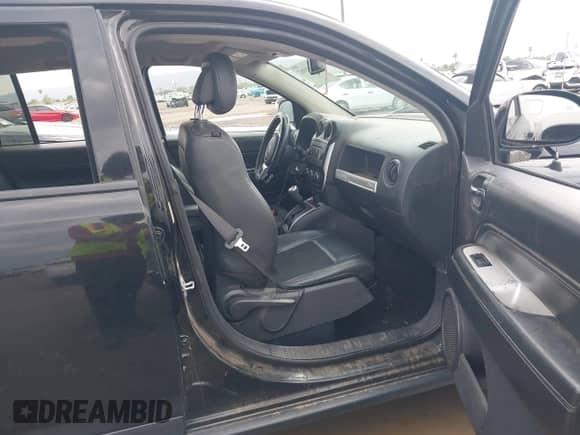 2017 Jeep Compass High Altitude с VIN 1C4NJCEBXHD198878, выставлен на аукционе IAAI как лот 43422082 с пробегом 137 658 миль миль и . История ставок и продаж доступна на DreamBid. Изображение 5.