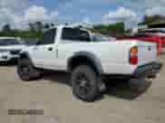 2001 Toyota Tacoma with VIN 5TEPM62N61Z784815, listed as a Copart auction lot 50800305 with 274,050 mi miles and Salvage title. Bid and sale history available at DreamBid. Image 2.