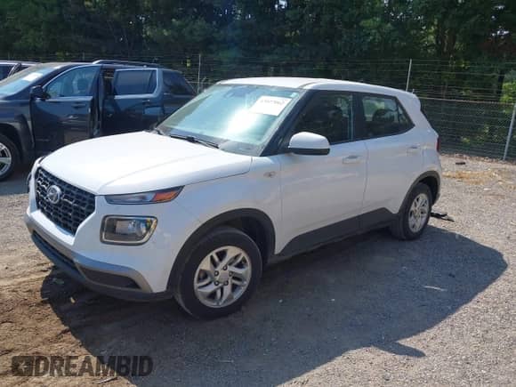 2021 Hyundai Venue SE z VIN KMHRB8A35MU108424, wystawiony jako IAAI lot #43027062 z przebiegiem 66 689 mil mil oraz . Historia ofert i sprzedaży dostępna na DreamBid. Obrazek 18.