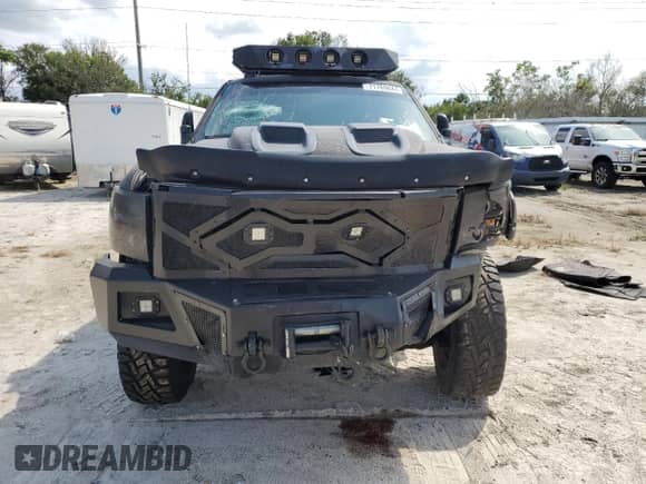 2010 Chevrolet Silverado 3500 с VIN 1GC7KZB64AF133938, выставлен на аукционе Copart как лот 71769644 с пробегом 314 748 миль миль и Списание • Salvage title. История ставок и продаж доступна на DreamBid. Изображение 5.