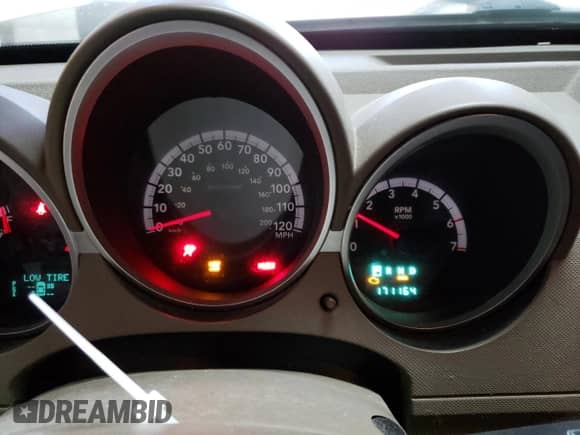 2010 Dodge Nitro with VIN 1D4PU5GXXAW106718, listed as a Copart auction lot 81700844 with 171,164 mi miles and Clean title. Bid and sale history available at DreamBid. Image 9.