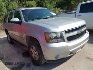 2011 Chevrolet Tahoe LT с VIN 1GNSCBE06BR156568, выставлен на аукционе IAAI как лот 43035056 с пробегом 209 855 миль миль и . История ставок и продаж доступна на DreamBid. Изображение 1.