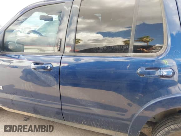 2008 Ford Explorer XLT с VIN 1FMEU73888UB25560, выставлен на аукционе IAAI как лот 43197120 с пробегом 124 868 миль миль и . История ставок и продаж доступна на DreamBid. Изображение 14.