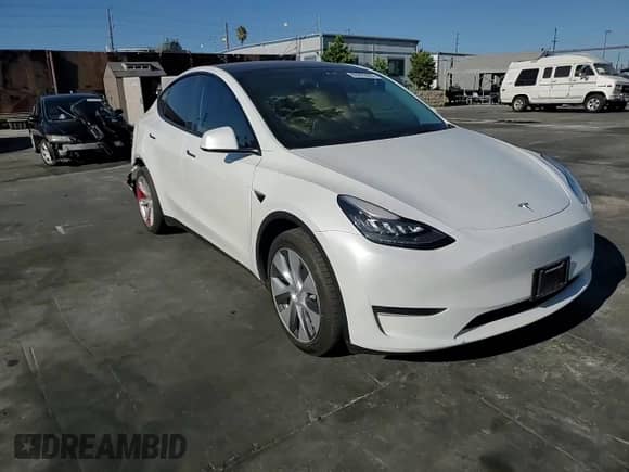 2023 Tesla Model Y Long Range with VIN 7SAYGDEE8PA093209, listed as a Copart auction lot 80299485 with 90,434 mi miles and Salvage title. Bid and sale history available at DreamBid. Image 13.