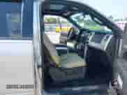 2011 Ford F-150 XLT z VIN 1FTFW1ET2BFD23371, wystawiony jako IAAI lot #42881433 z przebiegiem 175 841 mil mil oraz . Historia ofert i sprzedaży dostępna na DreamBid. Obrazek 5.