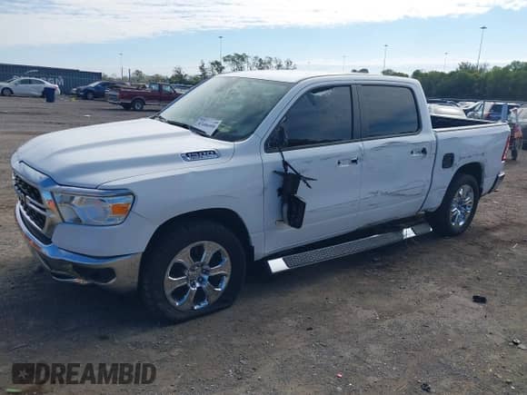 2022 Ram 1500 Big Horn z VIN 1C6RREFT4NN479911, wystawiony jako IAAI lot #43484590 z przebiegiem 37 749 mil mil oraz . Historia ofert i sprzedaży dostępna na DreamBid. Obrazek 17.