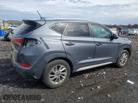 2017 Hyundai Tucson SE с VIN KM8J3CA45HU437622, выставлен на аукционе Copart как лот 50975895 с пробегом 52 575 миль миль и Списание • Salvage title. История ставок и продаж доступна на DreamBid. Изображение 3.
