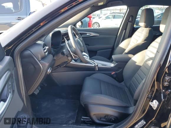 2024 Dodge Hornet R/T с VIN ZACPDFCW5R3A34195, выставлен на аукционе Copart как лот 51636805 с пробегом 13 395 миль миль и Чистый • Clean title. История ставок и продаж доступна на DreamBid. Изображение 7.