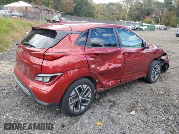 2023 Hyundai Kona SE с VIN KM8K23AGXPU191537, выставлен на аукционе Copart как лот 87216735 с пробегом 27 083 миль миль и На запчасти • Non repairable. История ставок и продаж доступна на DreamBid. Изображение 3.