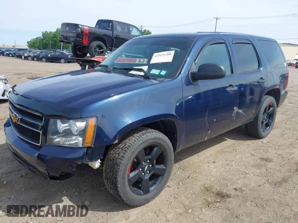 2012 Chevrolet Tahoe Commercial с VIN 1GNLC2E02CR315009, выставлен на аукционе IAAI как лот 42525280 с пробегом 232 254 миль миль и . История ставок и продаж доступна на DreamBid. Изображение 17.