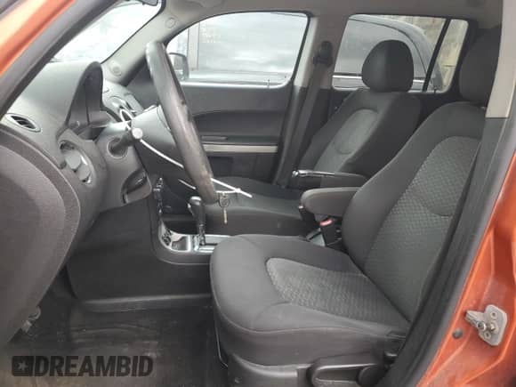 2007 Chevrolet HHR LS с VIN 3GNDA13D07S620585, выставлен на аукционе Copart как лот 69121115 с пробегом 192 045 миль миль и Списание • Salvage title. История ставок и продаж доступна на DreamBid. Изображение 7.