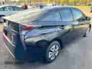 2016 Toyota Prius Three Touring z VIN JTDKARFU7G3008612, wystawiony jako Copart lot #87482305 z przebiegiem 179 651 mil mil oraz Szkoda całkowita • Salvage title. Historia ofert i sprzedaży dostępna na DreamBid. Obrazek 4.