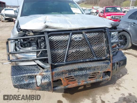 2016 Chevrolet Silverado 1500 LT with VIN 1GCUKREC9GF229979, listed as a IAAI auction lot 41859015 with 110,821 mi miles and . Bid and sale history available at DreamBid. Image 6.