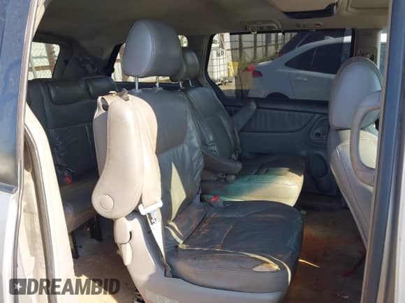 2005 Toyota Sienna XLE Limited with VIN 5TDZA22C75S289728, listed as a IAAI auction lot 43248565 with Not provided miles and . Bid and sale history available at DreamBid. Image 8.