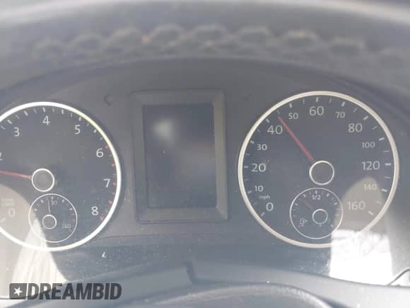 2012 Volkswagen Tiguan S с VIN WVGBV7AX4CW527518, выставлен на аукционе IAAI как лот 42952311 с пробегом Не указан миль и . История ставок и продаж доступна на DreamBid. Изображение 7.