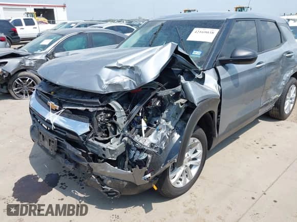 2023 Chevrolet TrailBlazer LS with VIN KL79MNSL4PB177548, listed as a IAAI auction lot 42169038 with 31,432 mi miles and . Bid and sale history available at DreamBid. Image 6.