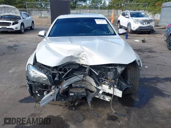 2016 BMW 5 Series 528i xDrive z VIN WBA5A7C57GG150463, wystawiony jako IAAI lot #43278137 z przebiegiem 88 817 mil mil oraz . Historia ofert i sprzedaży dostępna na DreamBid. Obrazek 12.