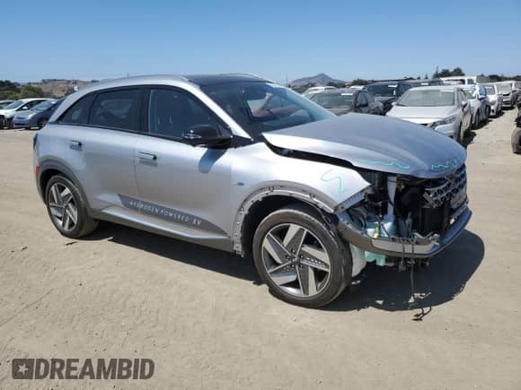 2023 Hyundai NEXO Limited with VIN KM8J84A61PU036916, listed as a Copart auction lot 70225245 with 8,692 mi miles and Salvage title. Bid and sale history available at DreamBid. Image 4.