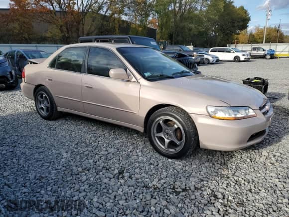 1999 Honda Accord EX with VIN JHMCG6679XC007553, listed as a Copart auction lot 89635465 with 234,471 mi miles and Non repairable. Bid and sale history available at DreamBid. Image 4.