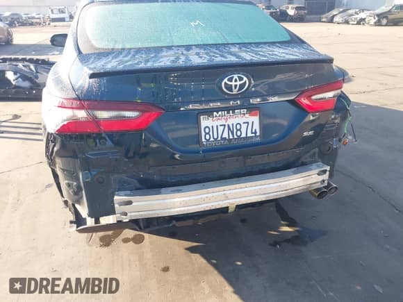 2021 Toyota Camry SE Nightshade z VIN 4T1G11AK1MU532174, wystawiony jako IAAI lot #43458375 z przebiegiem 53 698 mil mil oraz . Historia ofert i sprzedaży dostępna na DreamBid. Obrazek 17.