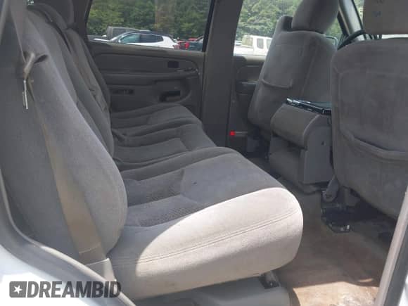 2005 Chevrolet Tahoe LS с VIN 1GNEC13V65R154250, выставлен на аукционе IAAI как лот 42633273 с пробегом 319 329 миль миль и . История ставок и продаж доступна на DreamBid. Изображение 8.