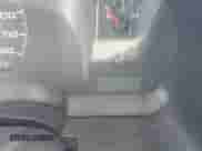 2006 Ford F-150 XL z VIN 1FTRF12W26NB62270, wystawiony jako IAAI lot #42521138 z przebiegiem 128 316 mil mil oraz . Historia ofert i sprzedaży dostępna na DreamBid. Obrazek 7.