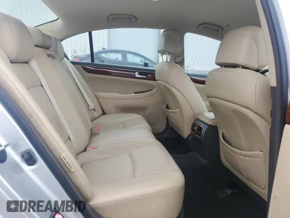 2012 Hyundai Genesis 3.8L z VIN KMHGC4DD7CU152358, wystawiony jako Copart lot #82197905 z przebiegiem 77 985 mil mil oraz Szkoda całkowita • Salvage title. Historia ofert i sprzedaży dostępna na DreamBid. Obrazek 10.
