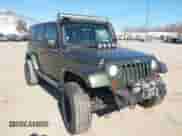 2008 Jeep Wrangler Unlimited Sahara z VIN 1J4GA591X8L625692, wystawiony jako IAAI lot #40721408 z przebiegiem 190 539 mil mil oraz . Historia ofert i sprzedaży dostępna na DreamBid. Obrazek 1.