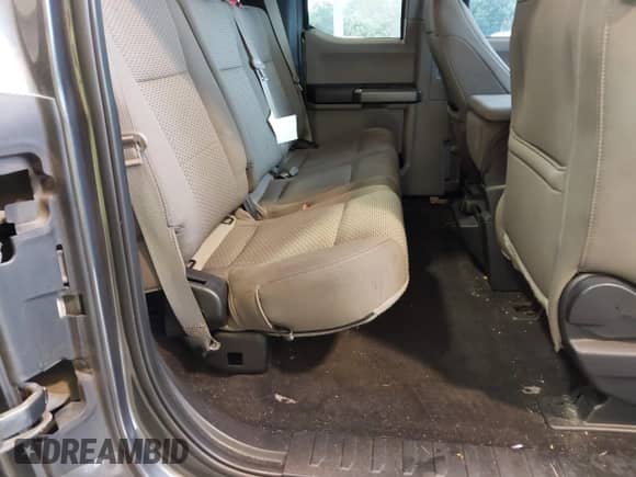 2019 Ford F-150 XL с VIN 1FTEX1CB4KFA74087, выставлен на аукционе IAAI как лот 43368337 с пробегом 163 540 миль миль и . История ставок и продаж доступна на DreamBid. Изображение 8.