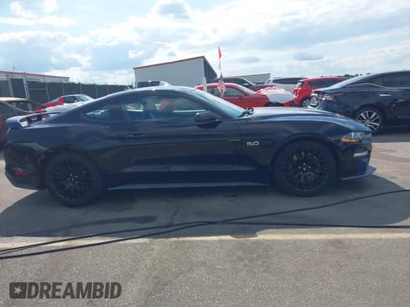 2018 Ford Mustang GT с VIN 1FA6P8CF7J5106539, выставлен на аукционе IAAI как лот 43222470 с пробегом 76 223 миль миль и . История ставок и продаж доступна на DreamBid. Изображение 13.