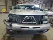 2006 Chevrolet Silverado 1500 LT3 z VIN 2GCEK13T561192377, wystawiony jako Copart lot #81331635 z przebiegiem 306 551 mil mil oraz Szkoda całkowita • Salvage title. Historia ofert i sprzedaży dostępna na DreamBid. Obrazek 5.