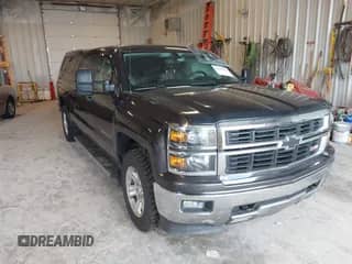 2014 Chevrolet Silverado 1500 LT with VIN 3GCUKREC3EG169984, listed as a IAAI auction lot 43149008 with 146,914 mi miles and . Bid and sale history available at DreamBid. Image 1.