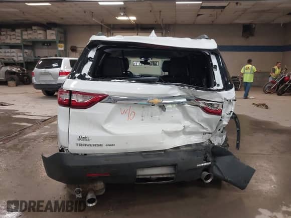 2021 Chevrolet Traverse LT с VIN 1GNEVHKW1MJ270210, выставлен на аукционе IAAI как лот 42502442 с пробегом 49 978 миль миль и . История ставок и продаж доступна на DreamBid. Изображение 16.