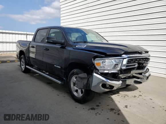 2023 Ram 1500 Big Horn z VIN 1C6RREFG4PN545170, wystawiony jako Copart lot #81573725 z przebiegiem 37 206 mil mil oraz Szkoda całkowita • Salvage title. Historia ofert i sprzedaży dostępna na DreamBid. Obrazek 4.