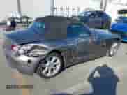 2004 BMW Z4 3.0i с VIN 4USBT53584LT25997, выставлен на аукционе IAAI как лот 41670271 с пробегом 44 954 миль миль и . История ставок и продаж доступна на DreamBid. Изображение 4.