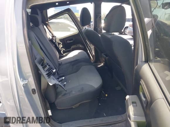 2021 Toyota Tacoma SR5 с VIN 3TYBZ5DN8MT000904, выставлен на аукционе IAAI как лот 42651517 с пробегом 68 366 миль миль и . История ставок и продаж доступна на DreamBid. Изображение 8.