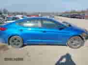 2017 Hyundai Elantra SE z VIN KMHD84LF5HU379790, wystawiony jako IAAI lot #42108719 z przebiegiem 102 507 mil mil oraz . Historia ofert i sprzedaży dostępna na DreamBid. Obrazek 14.