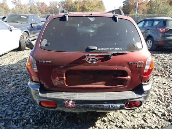 2003 Hyundai Santa Fe GLS z VIN KM8SC13E93U493697, wystawiony jako Copart lot #78350284 z przebiegiem 82 871 mil mil oraz Szkoda całkowita • Salvage title. Historia ofert i sprzedaży dostępna na DreamBid. Obrazek 6.