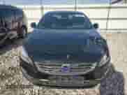 2015 Volvo S60 with VIN YV126MFD5F2303646, listed as a Copart auction lot 81661384 with 146,692 mi miles and Salvage title. Bid and sale history available at DreamBid. Image 5.