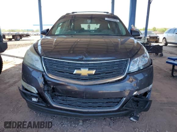2016 Chevrolet Traverse LS z VIN 1GNKRFED3GJ236070, wystawiony jako Copart lot #70949835 z przebiegiem 130 601 mil mil oraz Szkoda całkowita • Salvage title. Historia ofert i sprzedaży dostępna na DreamBid. Obrazek 5.