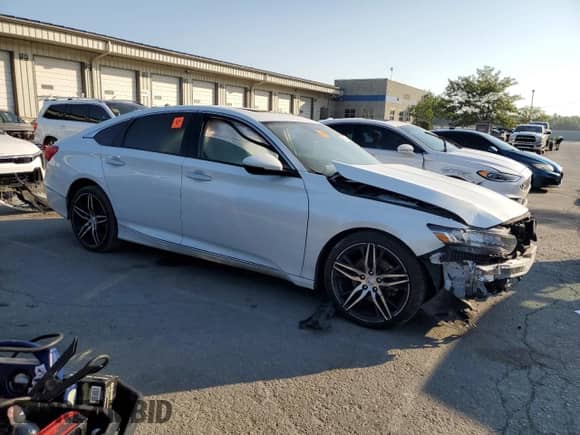 2021 Honda Accord Touring с VIN 1HGCV2F99MA020538, выставлен на аукционе Copart как лот 69041785 с пробегом 201 835 миль миль и Списание • Salvage title. История ставок и продаж доступна на DreamBid. Изображение 4.