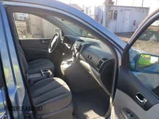 2007 Hyundai Entourage GLS с VIN KNDMC233676024398, выставлен на аукционе IAAI как лот 40672799 с пробегом 104 242 миль миль и . История ставок и продаж доступна на DreamBid. Изображение 5.